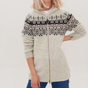 Cozy Christmas Wool House Scandinavian Iceland folk hooded cardigan sweater coat